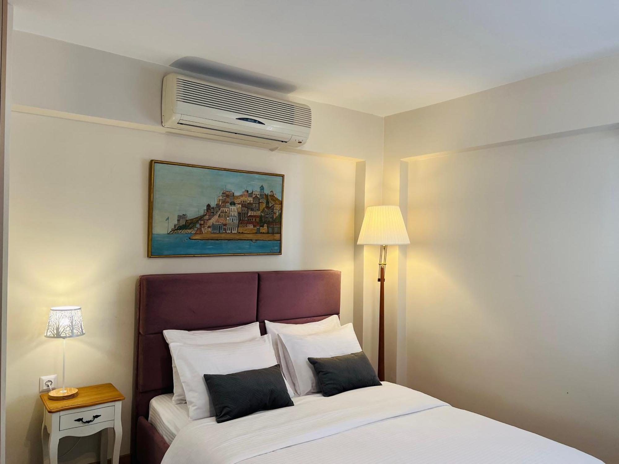 Vasilias Home Near Ath Airport Коропион Экстерьер фото