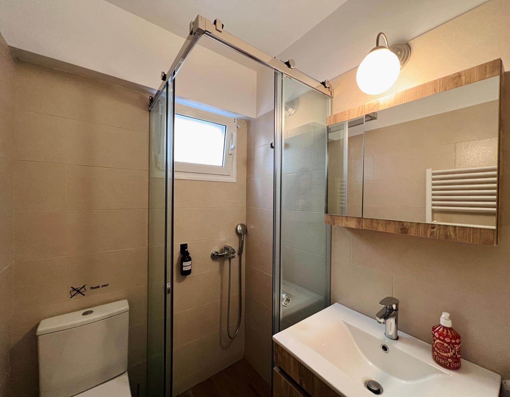 Vasilias Home Near Ath Airport Коропион Экстерьер фото